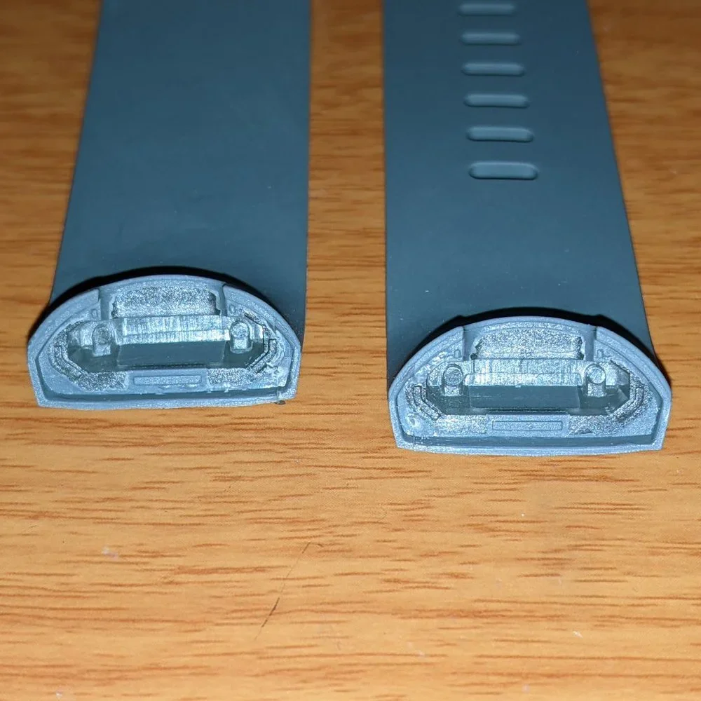 fitbit Charge Replacement Band (Gray)***